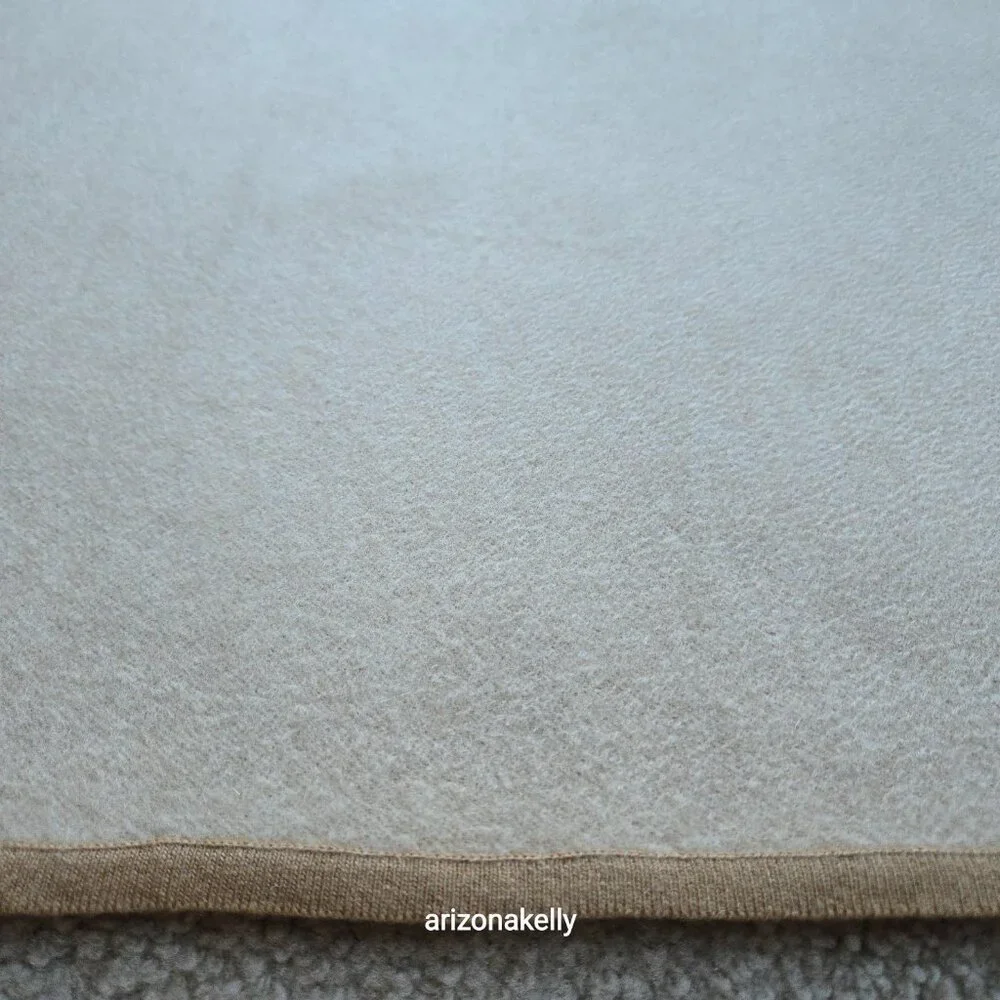 NWOT Nordstrom Cashmere Two Tone Scarf Tan